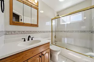 32 46th St, Islip, NY 11751 - Photo 18