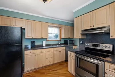 966 Tyrus Court, Merrick, NY 11566 - Photo 8