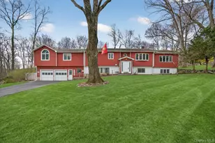 11 Kent Rd, Airmont, NY 10952 - Photo 4