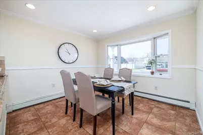 25 Cobalt Lane, Westbury, NY 11590 - Photo 12