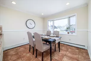 25 Cobalt Ln, Westbury, NY 11590 - Photo 12