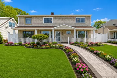 25 Cobalt Lane, Westbury, NY 11590 - Photo 2
