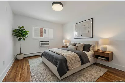 341 Green Court, Oceanside, NY 11572 - Photo 8