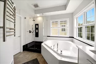 38 Ovation Ct, White Plains, NY 10603 - Photo 18