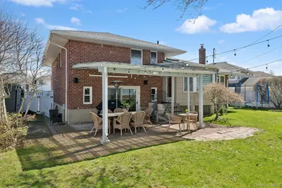 15 Wayland Road, Plainview, NY 11803 - Photo 38