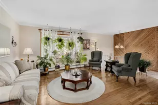 37 Tanager Rd, Mahopac, NY 10541 - Photo 2