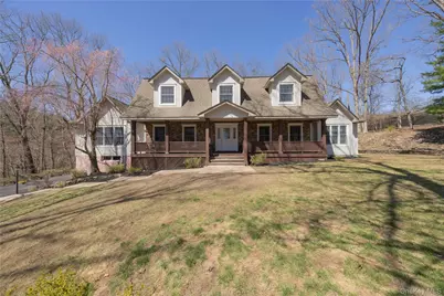 4 Cristin Court, Stony Point, NY 10980 - Photo 2