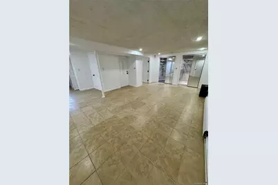 15 New York Ave, Bay Shore, NY 11706 - Photo 4