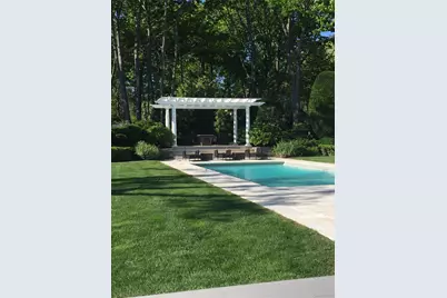 2 S Valley Road, Hampton Bays, NY 11946 - Photo 4