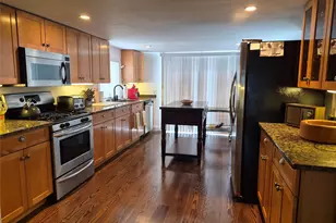 2 S Valley Rd, Hampton Bays, NY 11946 - Photo 4