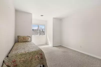 41 Doral Lane #41, Bay Shore, NY 11706 - Photo 10