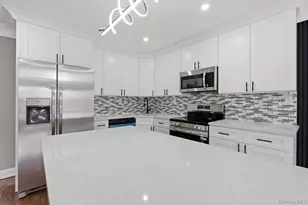 86 Moffitt Blvd, Islip, NY 11751 - Photo 14