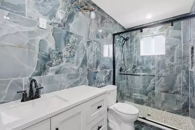 86 Moffitt Boulevard, Islip, NY 11751 - Photo 22