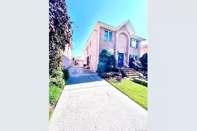 15724 20th Road, Whitestone, NY 11357 - Photo 2