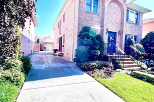 157-24 20th Rd, Whitestone, NY 11357 - Photo 2