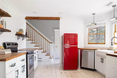 3190 The Long Way Lane, East Marion, NY 11939 - Photo 1