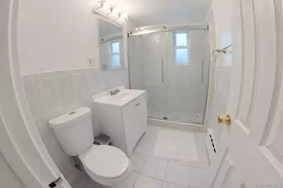 3014 Matthews Avenue, Bronx, NY 10467 - Photo 18