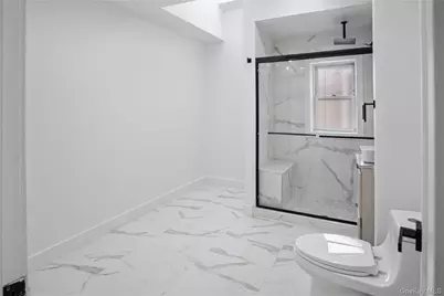 130 S 9th Avenue, Mount Vernon, NY 10550 - Photo 12