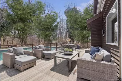 131 Lewis Road, East Quogue, NY 11942 - Photo 18