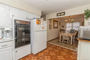 77 Lucille Ave, Elmont, NY 11003 - Photo 12