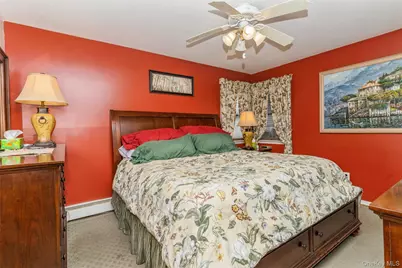 77 Lucille Avenue, Elmont, NY 11003 - Photo 14