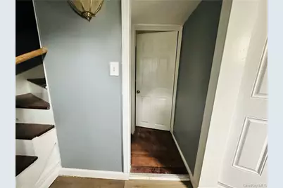 56 Glenwood Avenue, Poughkeepsie, NY 12603 - Photo 12