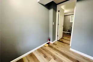 56 Glenwood Ave, Poughkeepsie, NY 12603 - Photo 16