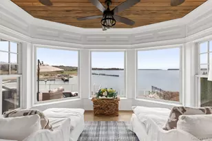 36 Hawkins Dr, Northport, NY 11768 - Photo 14