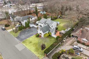 147 Brookside Ave, North Babylon, NY 11703 - Photo 24