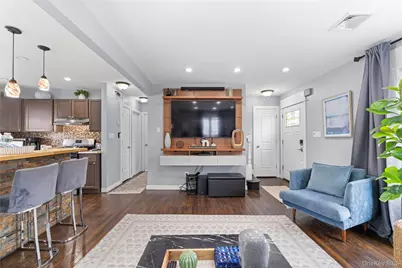 960 Clyde Road, Baldwin, NY 11510 - Photo 4