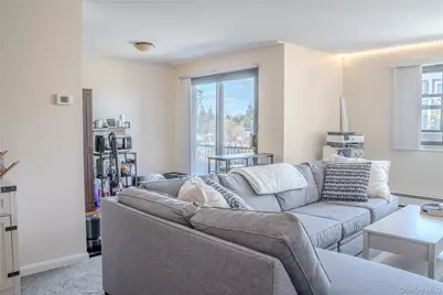 210 Fulton Street #1F, Farmingdale, NY 11735 - Photo 4