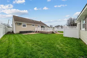 261 N 6th St, Bethpage, NY 11714 - Photo 28