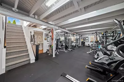 261 N 6th Street, Bethpage, NY 11714 - Photo 16