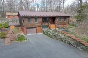 239 Millsburg Rd, Middletown, NY 10940 - Photo 2