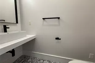 1 Irving Pl, Harrison, NY 10528 - Photo 8