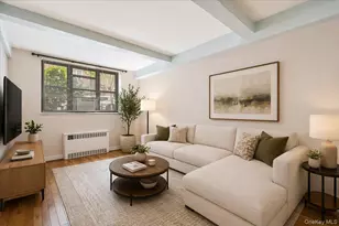 67-35 Yellowstone Blvd, Forest Hills, NY 11375 - Photo 2
