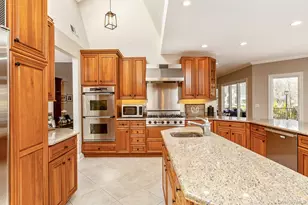 41 Landing Meadow Rd, Smithtown, NY 11787 - Photo 16