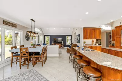 41 Landing Meadow Road, Smithtown, NY 11787 - Photo 14