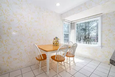 285 Stuart Drive, New Rochelle, NY 10804 - Photo 8