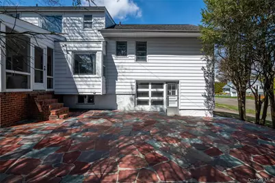 285 Stuart Drive, New Rochelle, NY 10804 - Photo 24