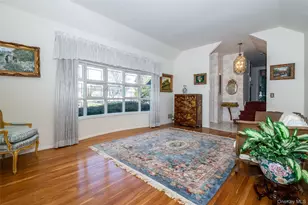 285 Stuart Dr, New Rochelle, NY 10804 - Photo 4