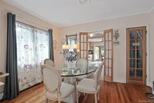 117 West Ave, Hicksville, NY 11801 - Photo 12