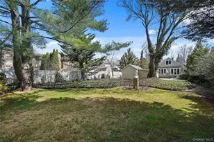 117 West Ave, Hicksville, NY 11801 - Photo 38
