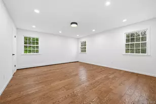 19 Sherwood Ct, Ronkonkoma, NY 11779 - Photo 20