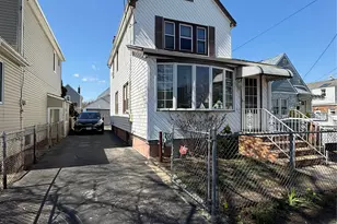 53 Dewitt St, Valley Stream, NY 11580 - Photo 4