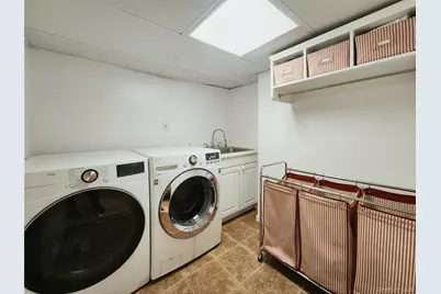 7 Market Drive, Syosset, NY 11791 - Photo 42