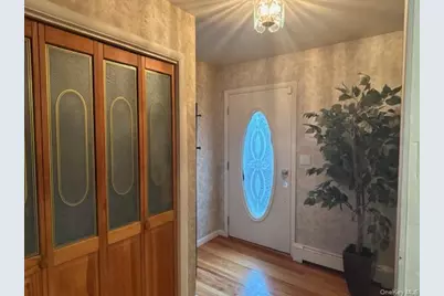 5 Verplanck Avenue, Hopewell Junction, NY 12533 - Photo 6