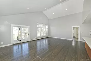 86 Horton Pl, Syosset, NY 11791 - Photo 6