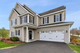 19 Revolution Rd, Cold Spring, NY 10516 - Photo 2