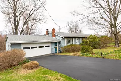 140 Cherrywood Drive, Fishkill, NY 12524 - Photo 2